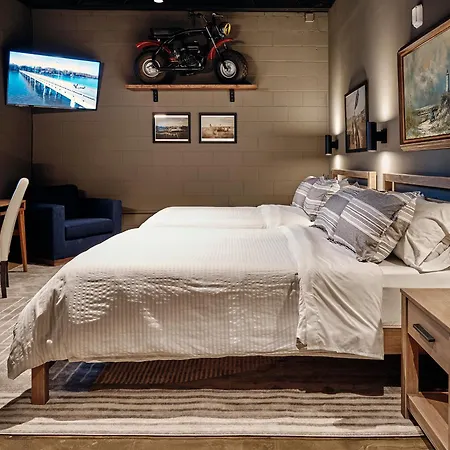 Classified Moto - The Minibike Room